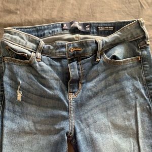 Hollister mid rise super skinny stretch jean
